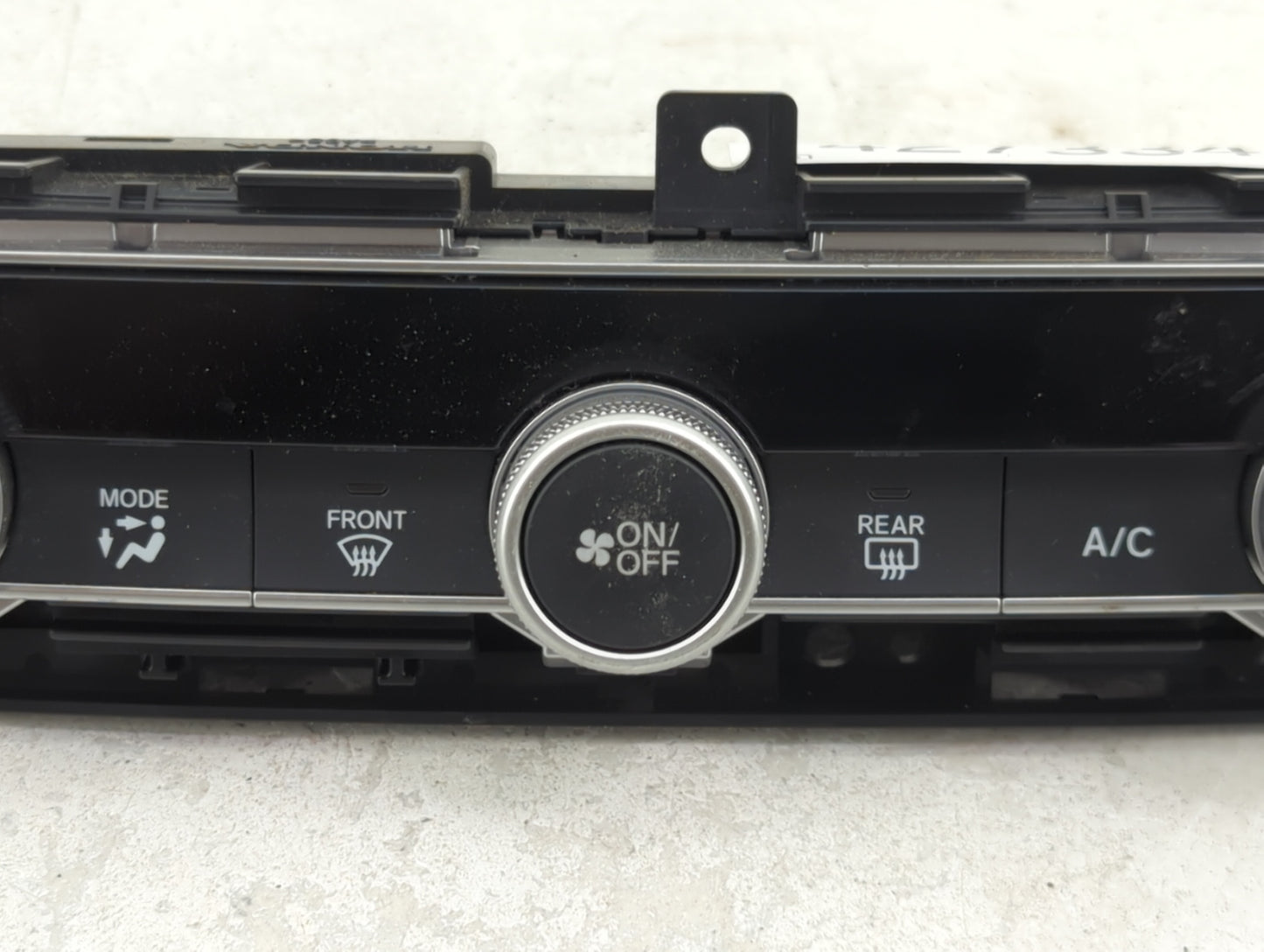2021-2022 Honda Accord Climate Control Module Temperature AC/Heater Replacement P/N:79610TVAA210M1 Fits Fits 2021 2022 OEM U