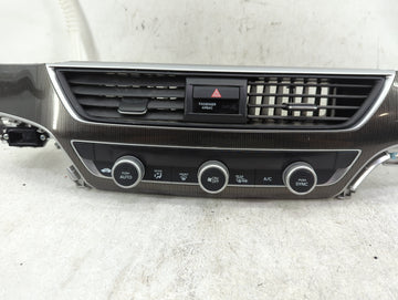 2021-2022 Honda Accord Climate Control Module Temperature AC/Heater Replacement P/N:79610TVAA710M1 Fits Fits 2021 2022 OEM Used Auto Parts