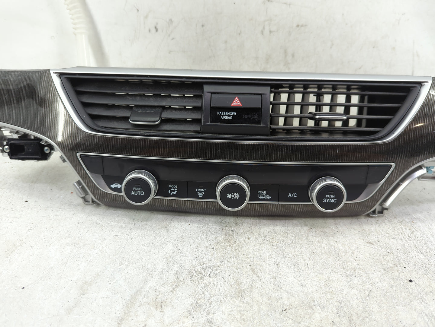 2021-2022 Honda Accord Climate Control Module Temperature AC/Heater Replacement P/N:79610TVAA710M1 Fits Fits 2021 2022 OEM U