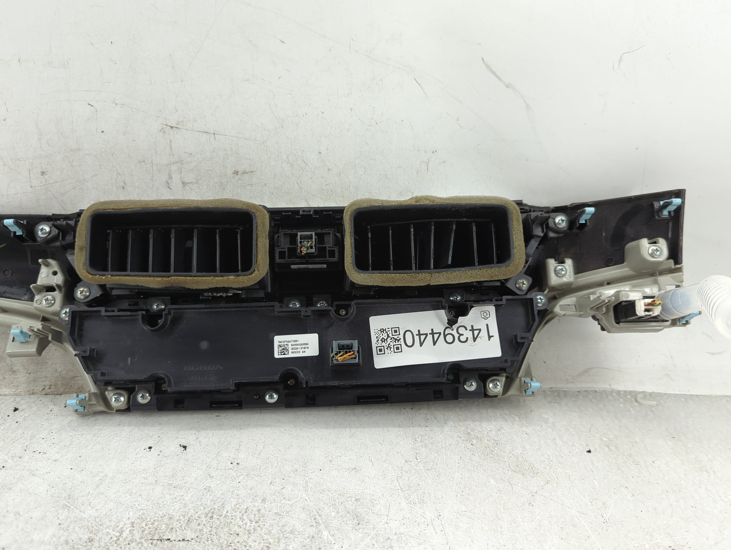 2021-2022 Honda Accord Climate Control Module Temperature AC/Heater Replacement P/N:79610TVAA710M1 Fits Fits 2021 2022 OEM U