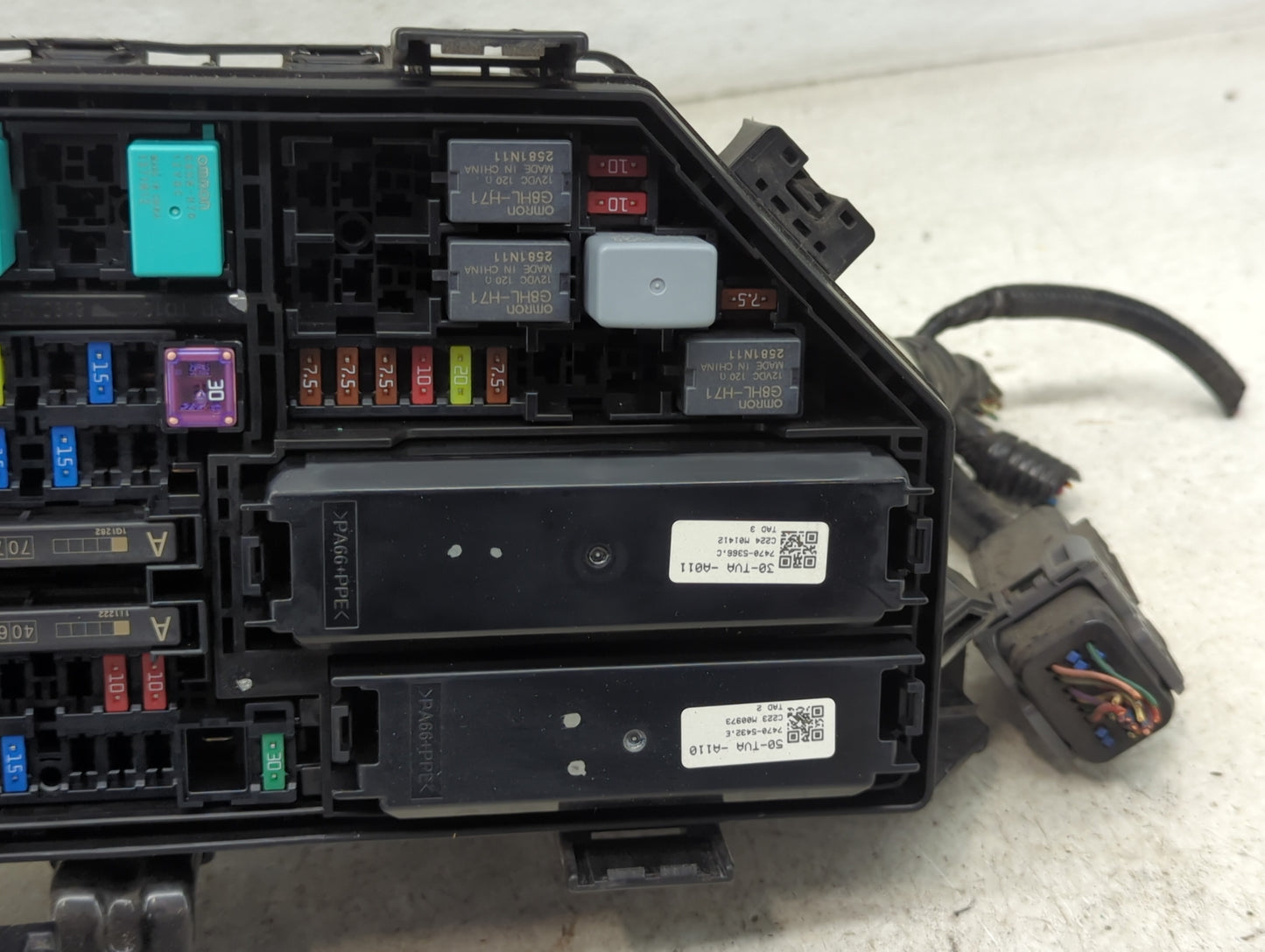 2021-2022 Honda Accord Fusebox Fuse Box Panel Relay Module P/N:50-TVA-A110 50-TVA-A011, 7470-5432, 7470-5366 Fits Fits 2021 