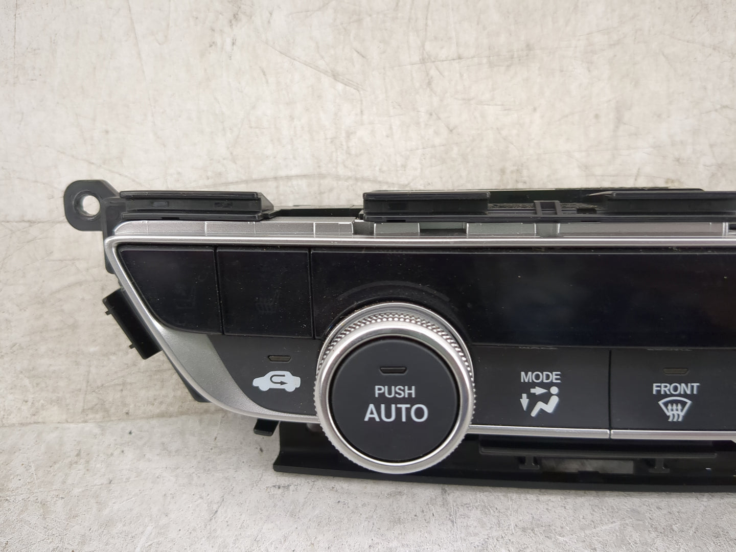 2022 Honda Accord Climate Control Module Temperature AC/Heater Replacement P/N:79610TVAA517M1 SANWA2A954A Fits OEM Used Auto