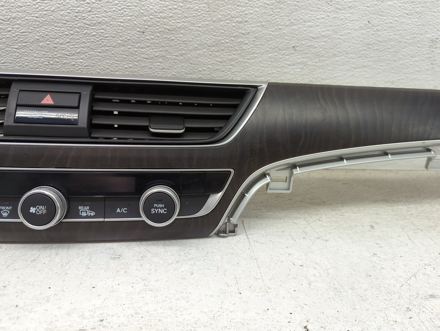 2021-2022 Honda Accord Climate Control Module Temperature AC/Heater Replacement P/N:79610TVAA517M1 SANWA2A954A Fits Fits 202