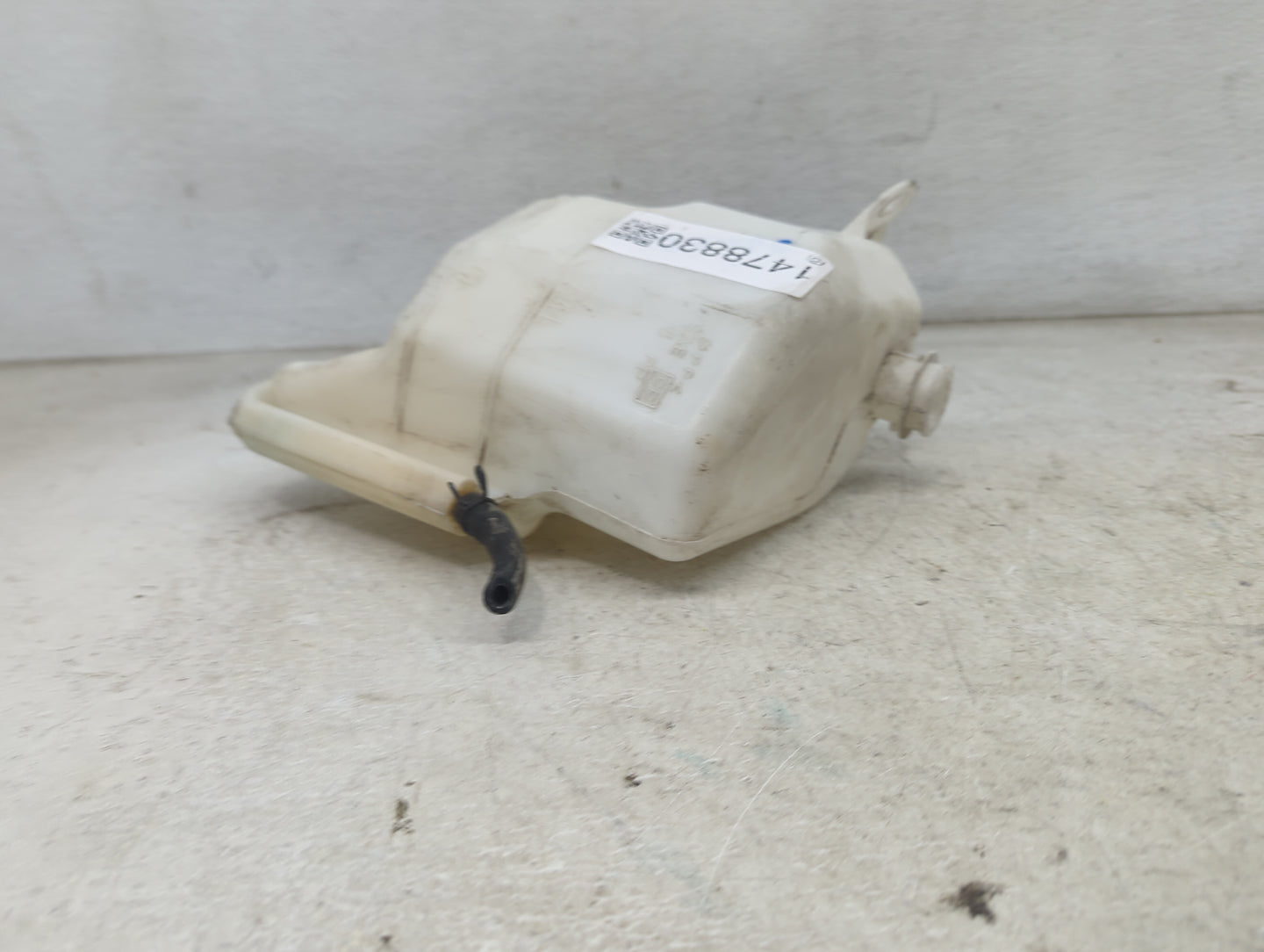 2018-2022 Honda Accord Windshield Washer Fluid Reservoir Bottle Oem 1477041 - Oemusedautoparts1.com