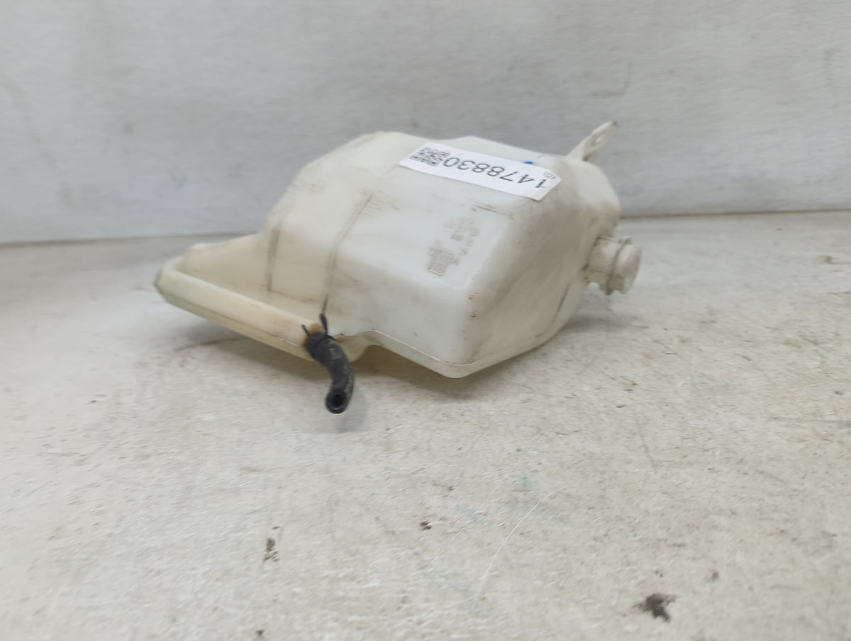 2018-2022 Honda Accord Windshield Washer Fluid Reservoir Bottle Oem 1477041 - Oemusedautoparts1.com
