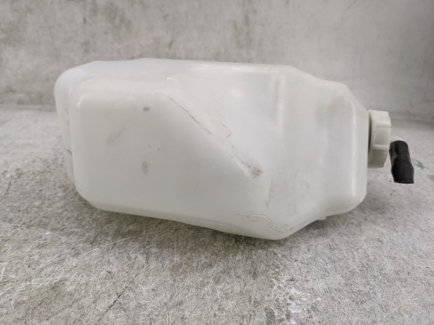 2022 Honda Accord Windshield Washer Fluid Reservoir Bottle Oem 1477041 - Oemusedautoparts1.com