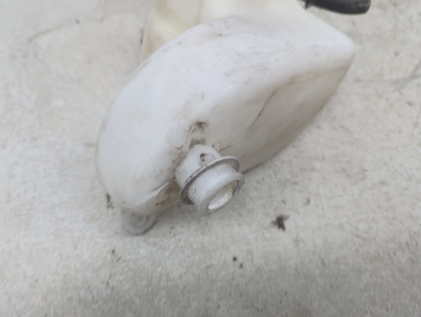2018-2022 Honda Accord Windshield Washer Fluid Reservoir Bottle Oem 1477041 - Oemusedautoparts1.com
