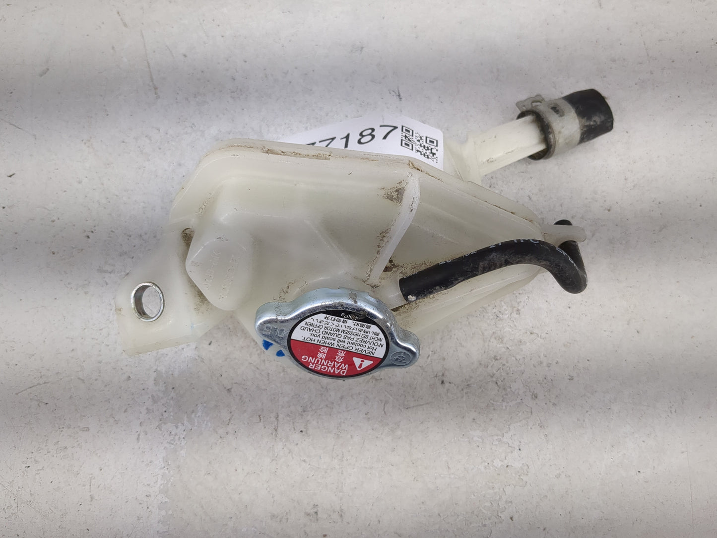 2018-2022 Honda Accord Radiator Coolant Overflow Expansion Tank Bottle 1477187 - Oemusedautoparts1.com