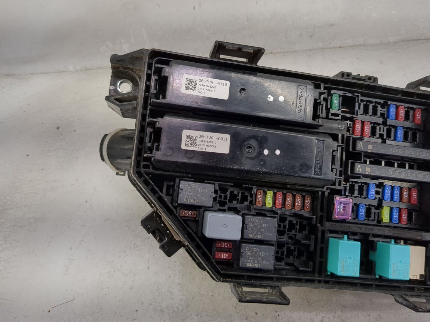 2021-2022 Honda Accord Fusebox Fuse Box Panel Relay Module P/N:50-TVA-A110 7470-5432.E, 30-TVA-A011 Fits Fits 2021 2022 OEM 