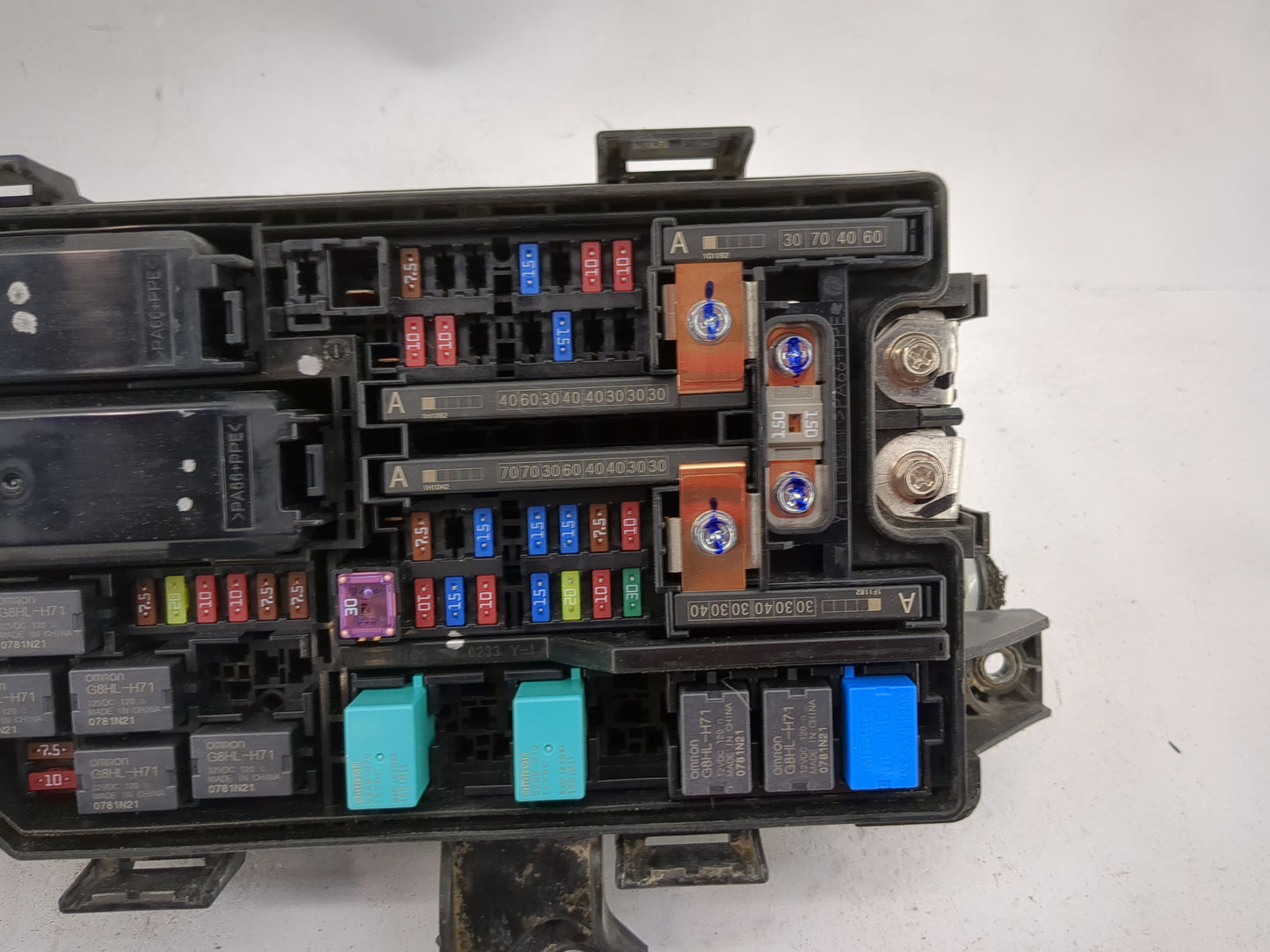 2021-2022 Honda Accord Fusebox Fuse Box Panel Relay Module P/N:38-TWA-A110 38-TWA-A011, 7478-5432-2 Fits Fits 2021 2022 OEM 