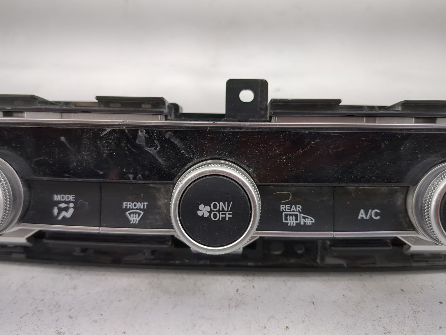 2022 Honda Accord Climate Control Module Temperature AC/Heater Replacement P/N:79610TVAA710M1 SANWA2A958A Fits OEM Used Auto