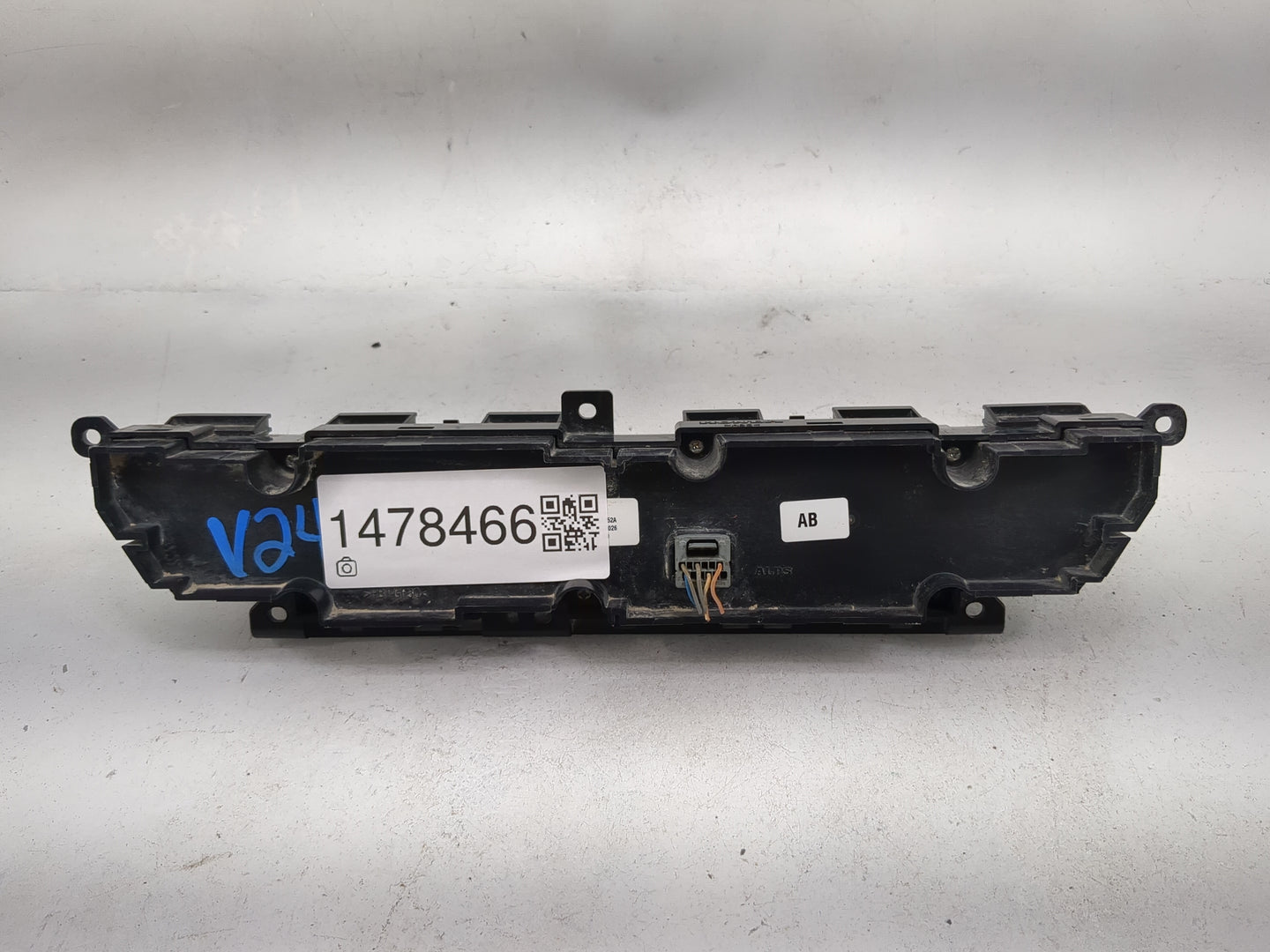 2022 Honda Accord Climate Control Module Temperature AC/Heater Replacement P/N:79610TVAA317M1 SANWA2A952A Fits OEM Used Auto
