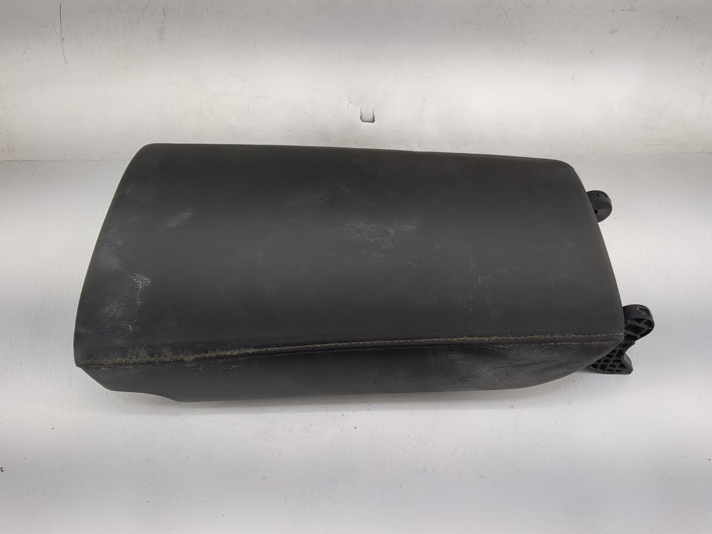 2022 Honda Accord Center Console Armrest Cover Lid Fits OEM Used Auto Parts - Oemusedautoparts1.com