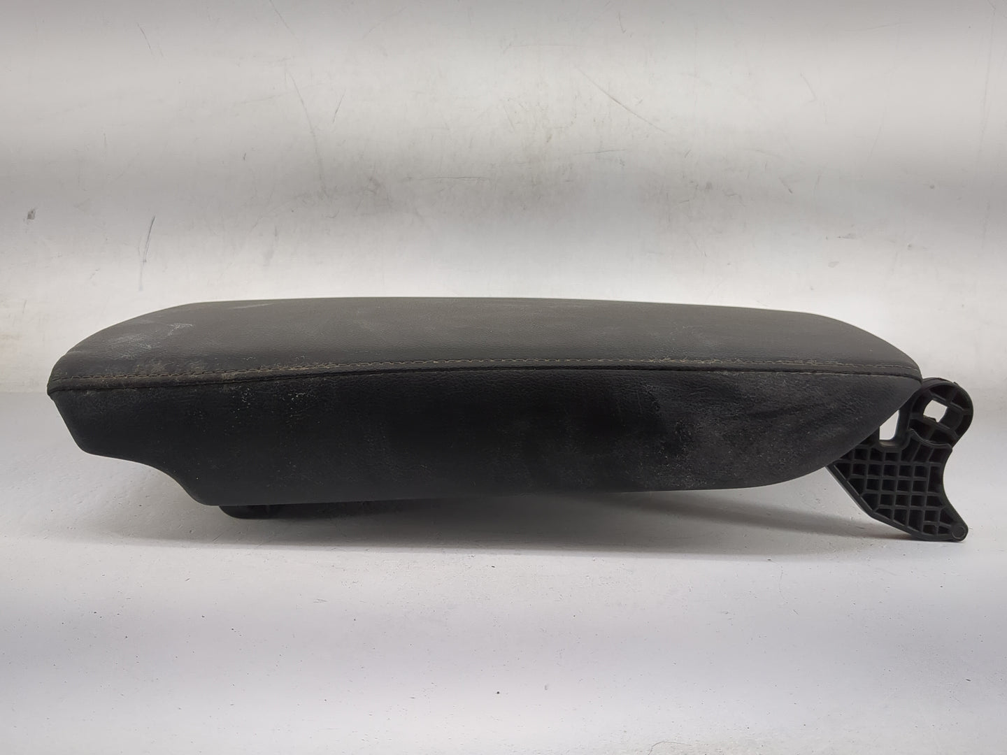 2022 Honda Accord Center Console Armrest Cover Lid Fits OEM Used Auto Parts - Oemusedautoparts1.com