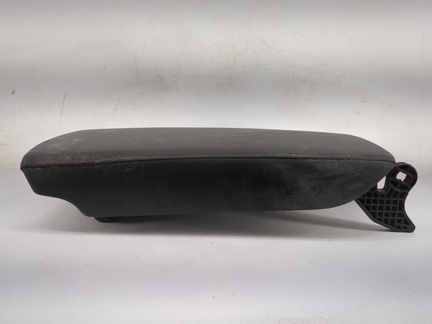 2022 Honda Accord Center Console Armrest Cover Lid Fits OEM Used Auto Parts - Oemusedautoparts1.com