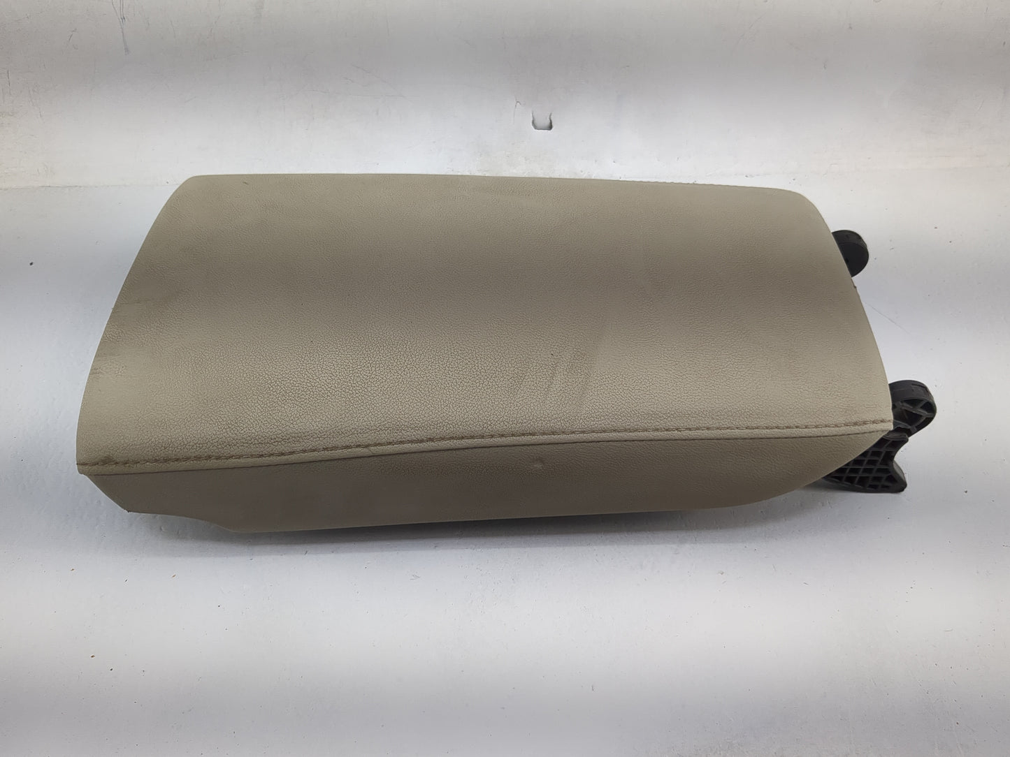 2022 Honda Accord Center Console Armrest Cover Lid Fits OEM Used Auto Parts - Oemusedautoparts1.com
