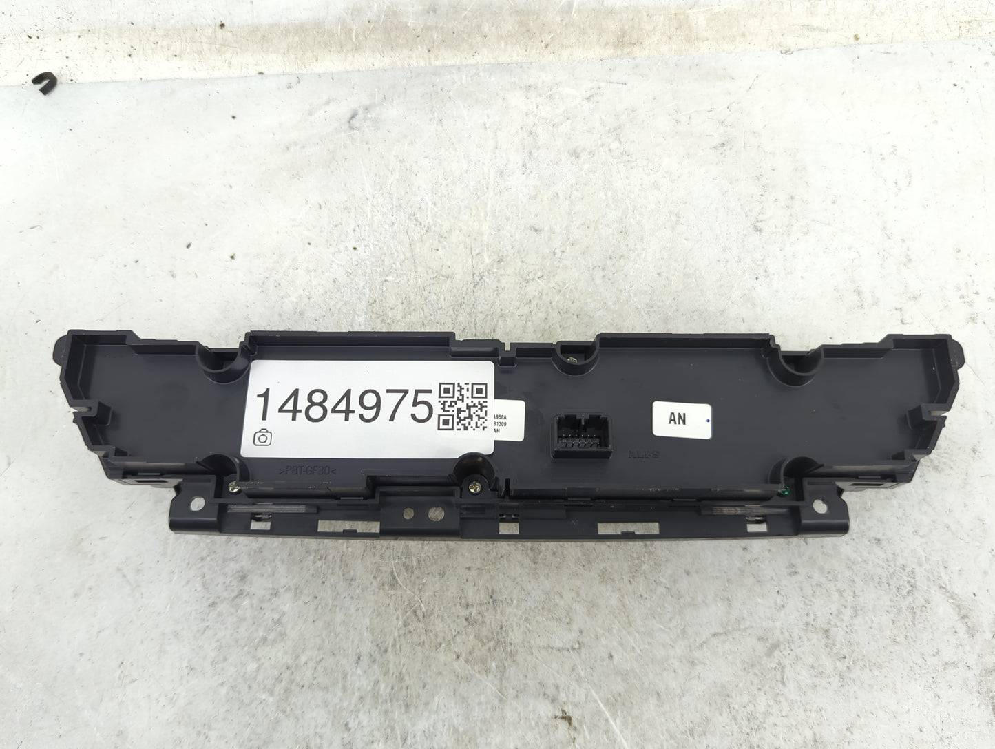 2021-2022 Honda Accord Climate Control Module Temperature AC/Heater Replacement Fits Fits 2021 2022 OEM Used Auto Parts - Oe
