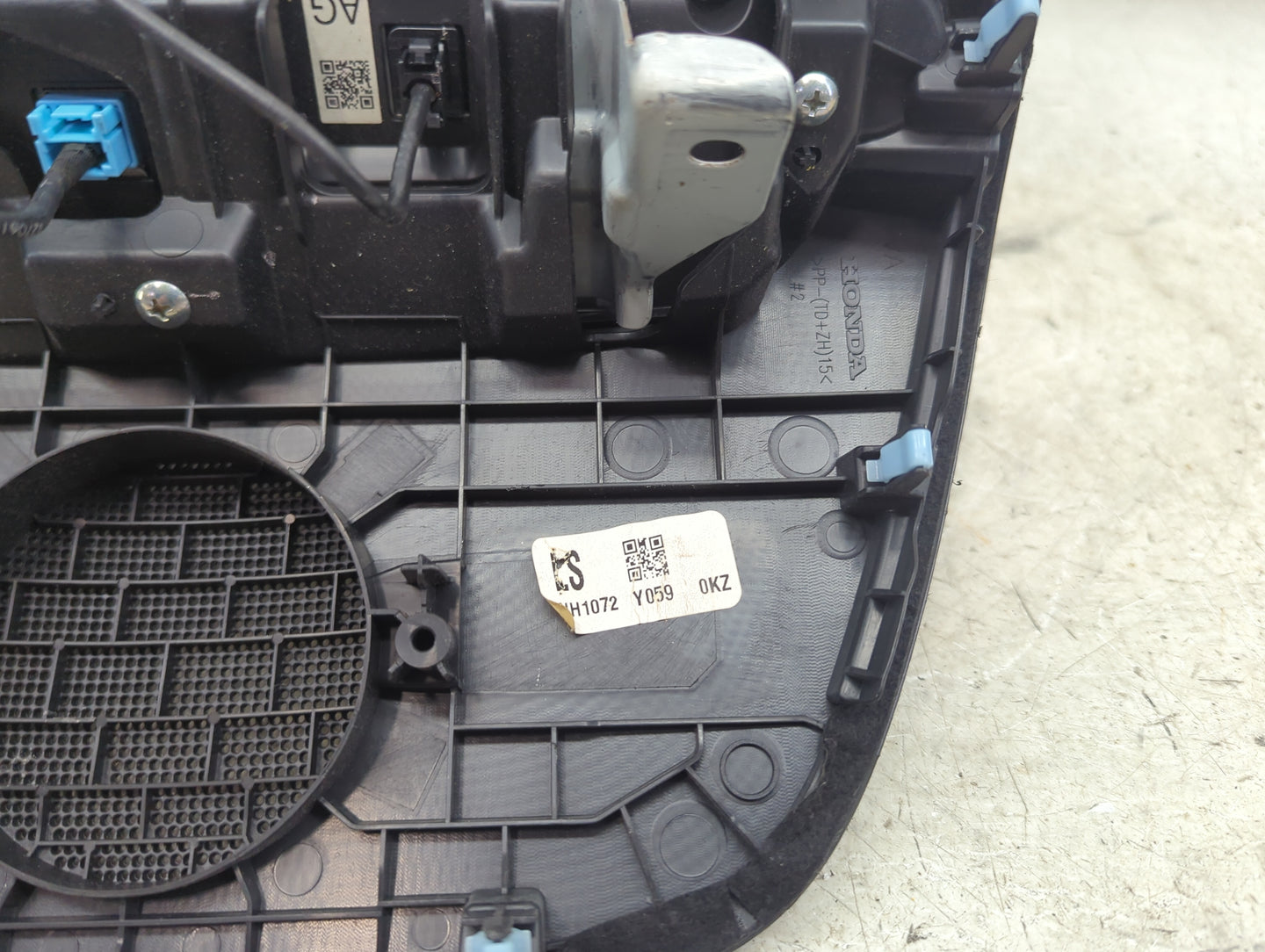 2022 Honda Accord Radio AM FM Cd Player Receiver Replacement Fits OEM Used Auto Parts - Oemusedautoparts1.com