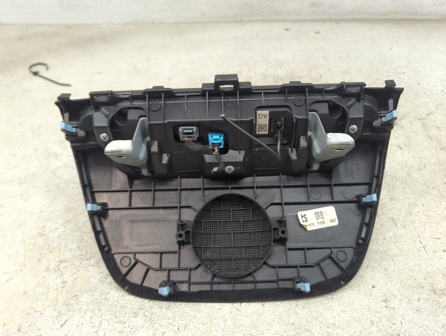2022 Honda Accord Radio AM FM Cd Player Receiver Replacement Fits OEM Used Auto Parts - Oemusedautoparts1.com