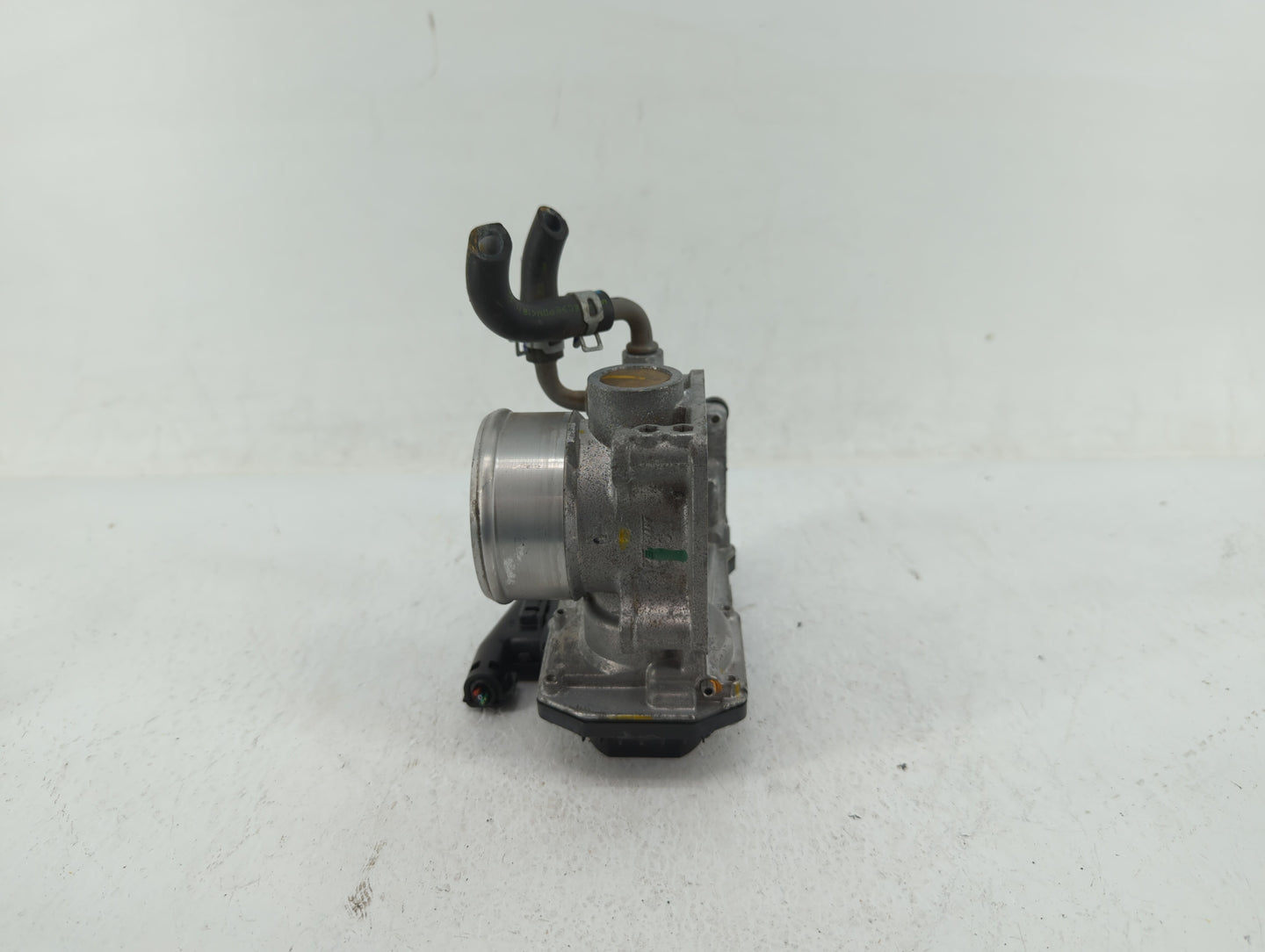 2018-2022 Honda Accord Throttle Body P/N:GMG9A Fits Fits 2016 2017 2018 2019 2020 2021 2022 OEM Used Auto Parts - Oemusedaut