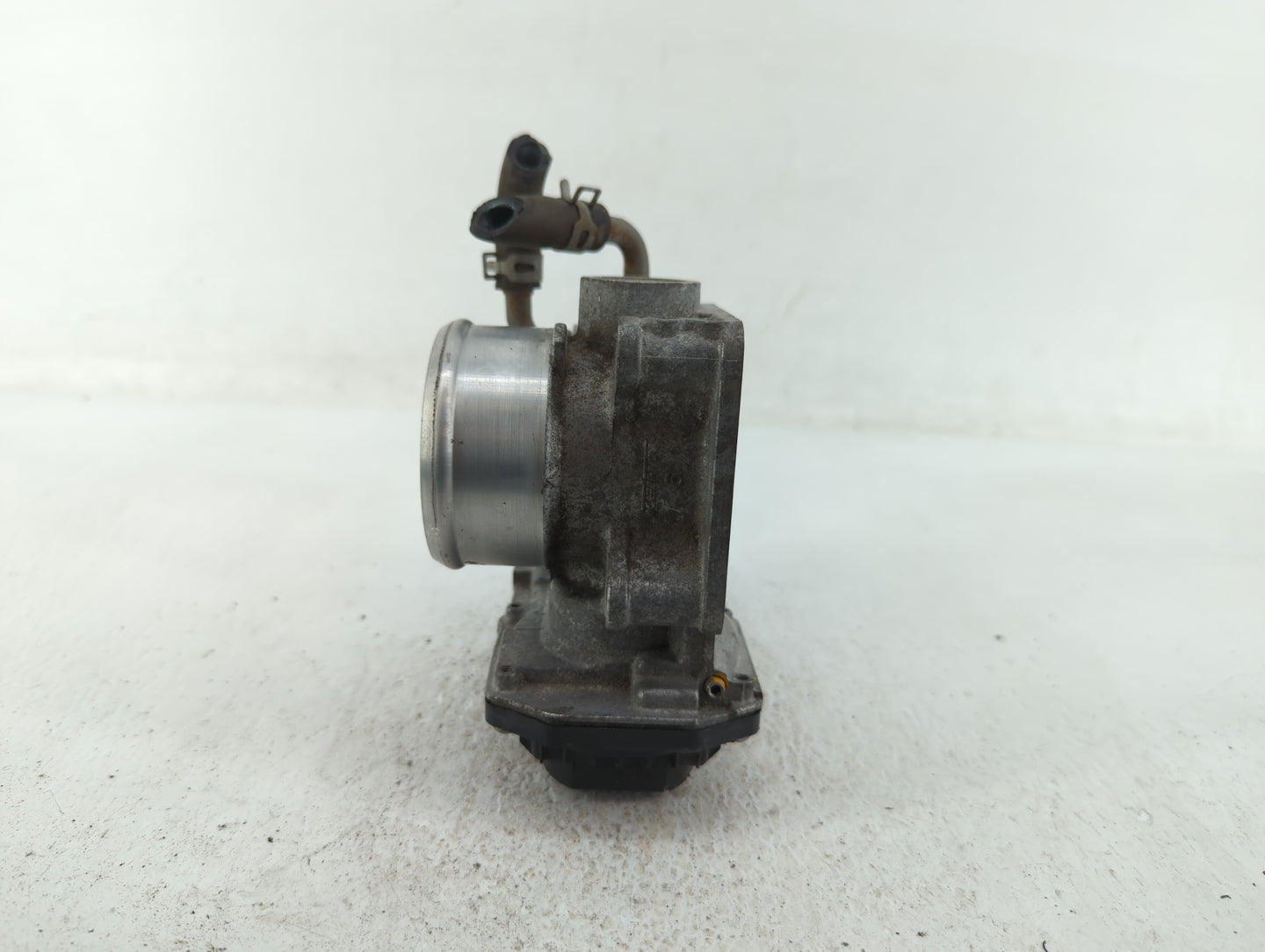 2018-2022 Honda Accord Throttle Body P/N:GMG9A Fits Fits 2016 2017 2018 2019 2020 2021 2022 OEM Used Auto Parts - Oemusedaut