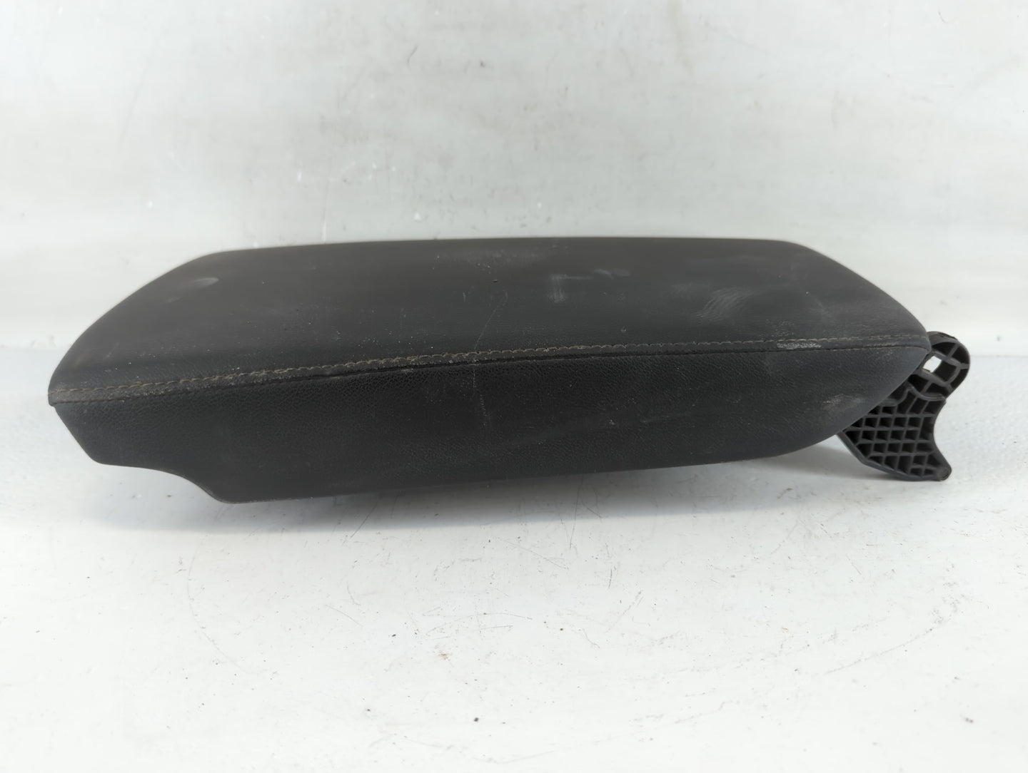 2022 Honda Accord Center Console Armrest Cover Lid Fits OEM Used Auto Parts - Oemusedautoparts1.com