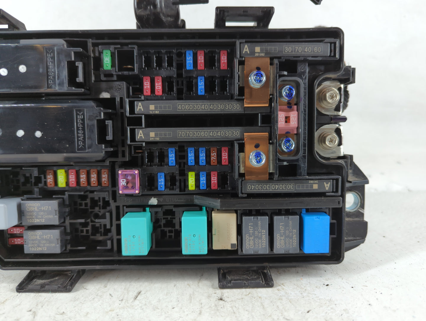 2021-2022 Honda Accord Fusebox Fuse Box Panel Relay Module P/N:7470-5366 30-TVA-A011 Fits Fits 2021 2022 OEM Used Auto Parts