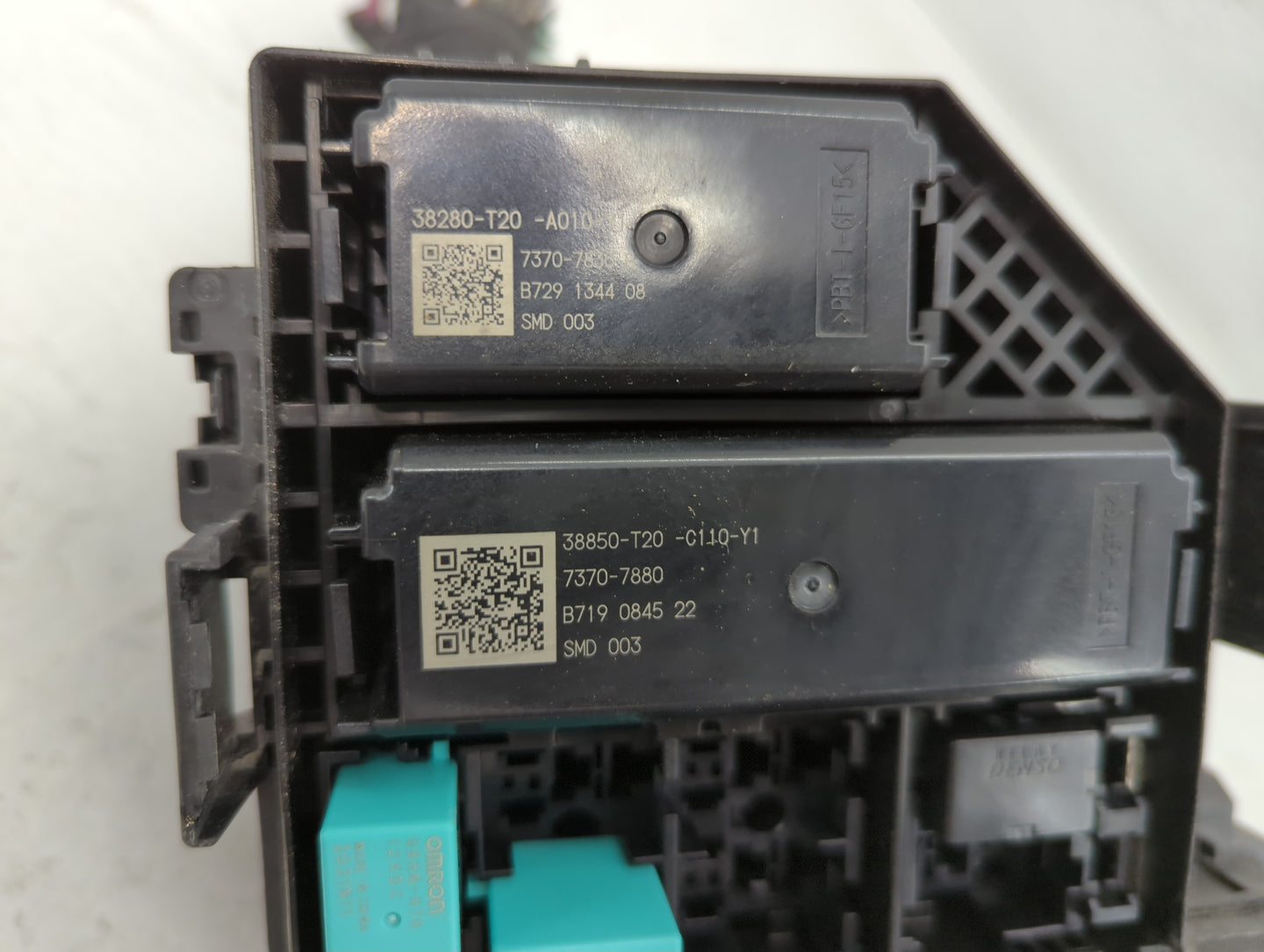 2022 Honda Civic Fusebox Fuse Box Panel Relay Module P/N:38280-T20-A010 Fits OEM Used Auto Parts - Oemusedautoparts1.com
