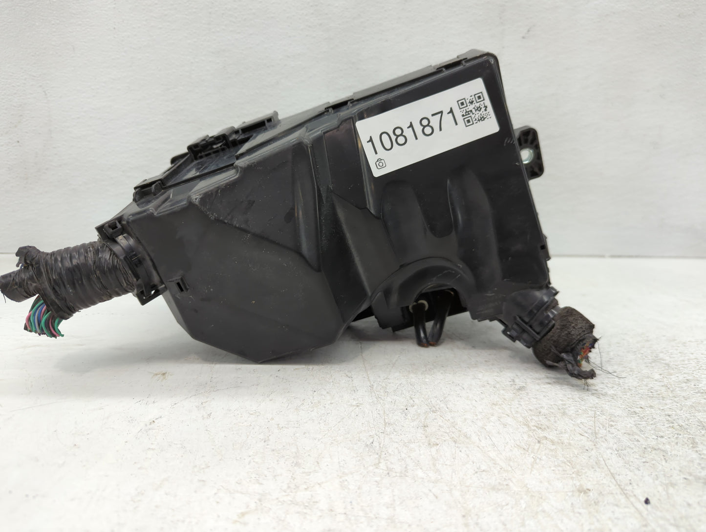 2022 Honda Civic Fusebox Fuse Box Panel Relay Module P/N:38280-T20-A010 Fits OEM Used Auto Parts - Oemusedautoparts1.com