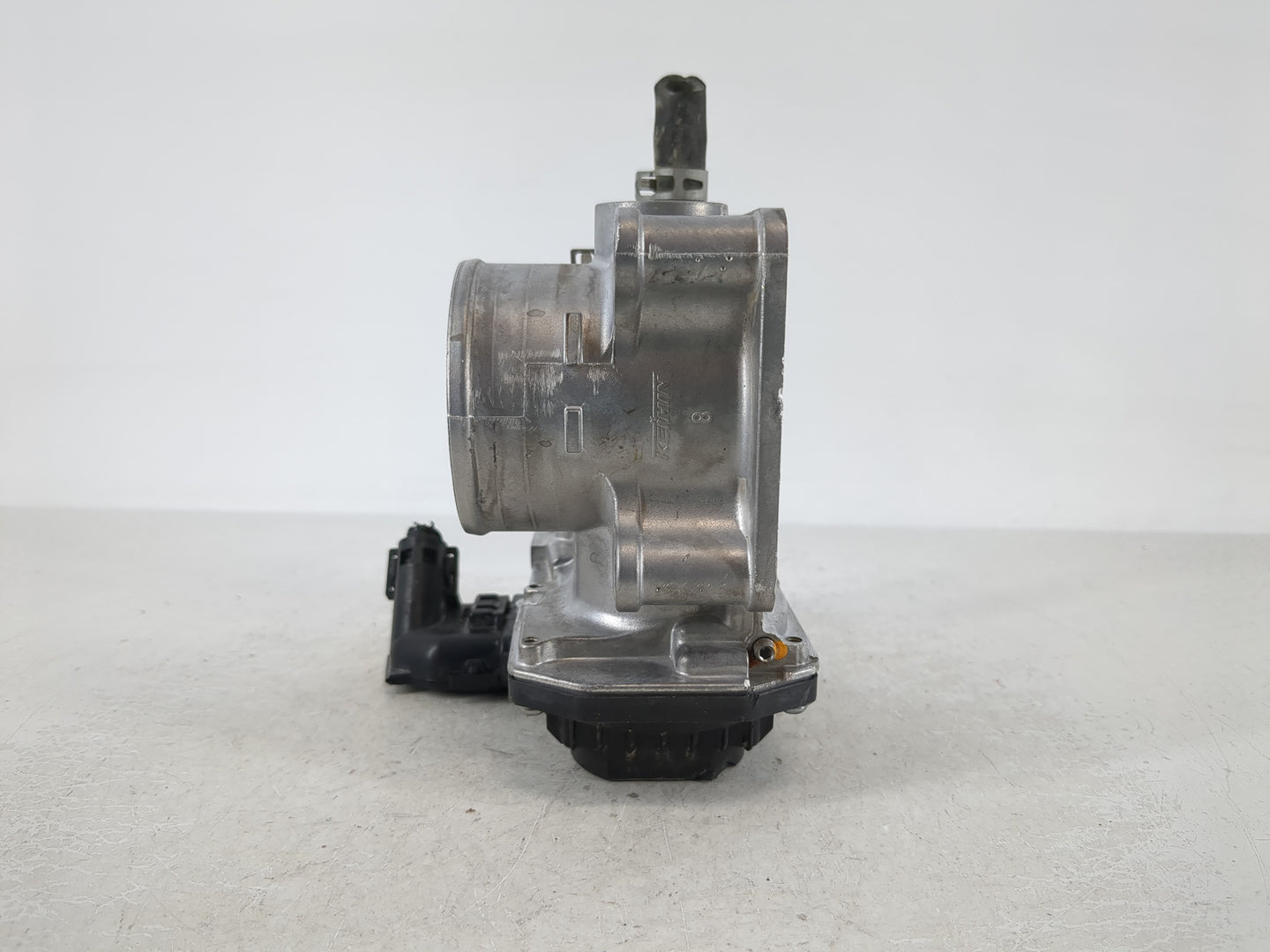 2016-2022 Honda Civic Throttle Body P/N:GMH1A Fits Fits 2016 2017 2018 2019 2020 2021 2022 OEM Used Auto Parts - Oemusedauto