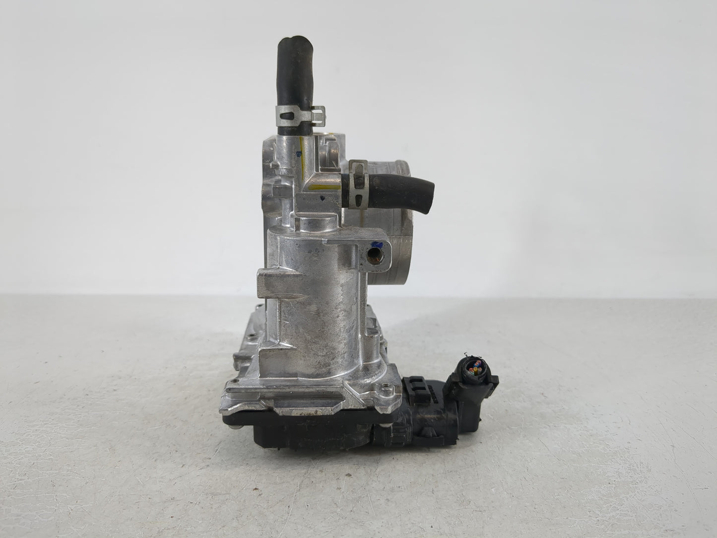 2016-2022 Honda Civic Throttle Body P/N:GMH1A Fits Fits 2016 2017 2018 2019 2020 2021 2022 OEM Used Auto Parts - Oemusedauto