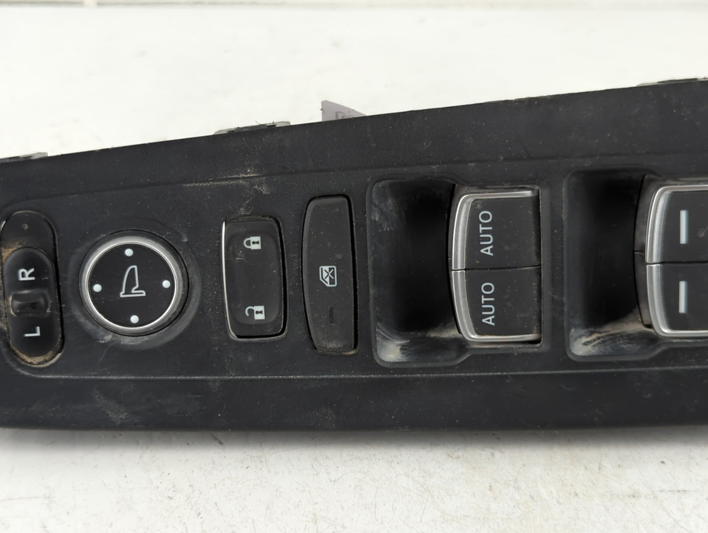 2022 Honda Civic Master Power Window Switch Replacement Driver Side Left P/N:M64590 Fits OEM Used Auto Parts - Oemusedautopa