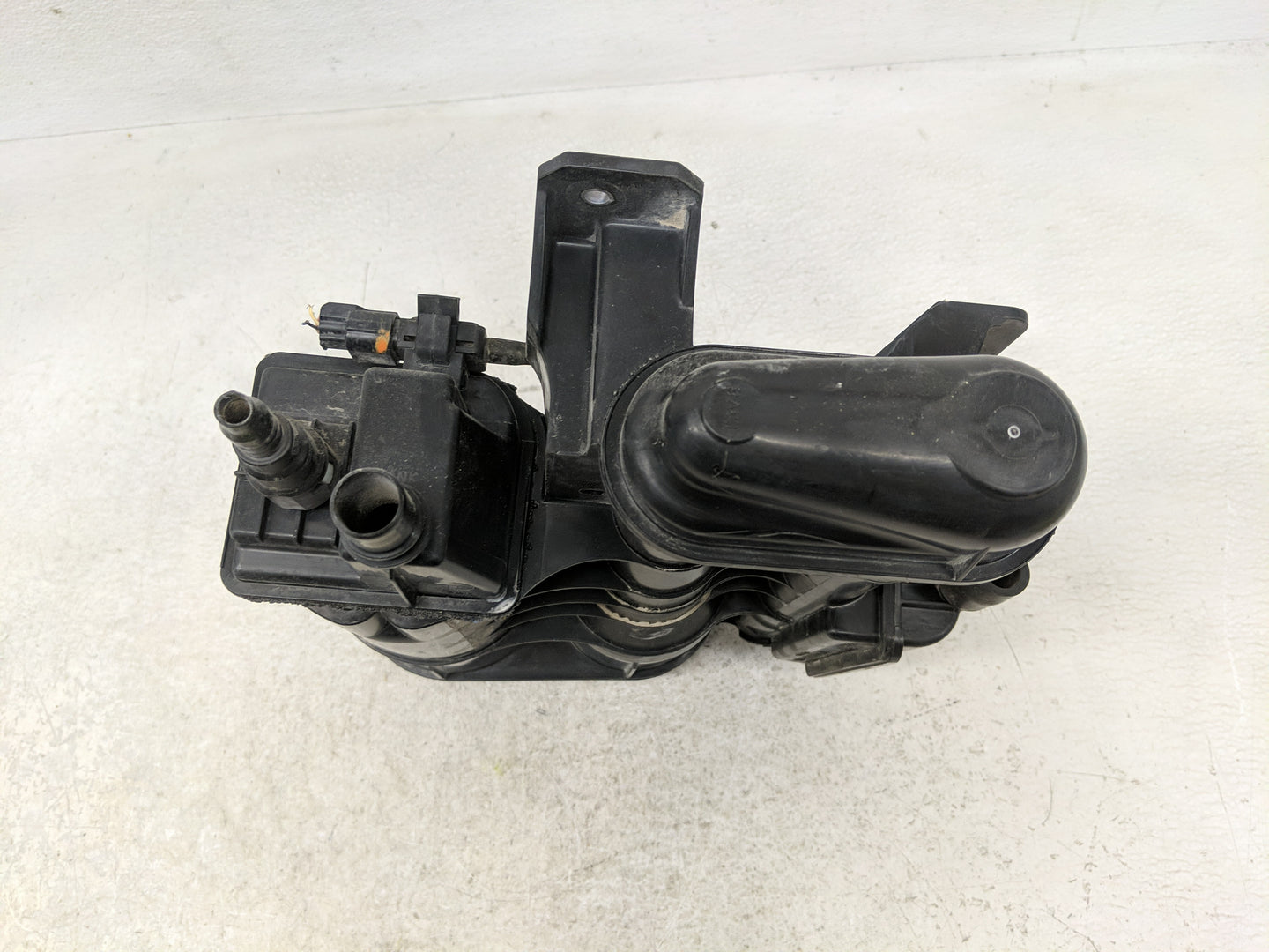 2022 Honda Civic Fuel Vapor Charcoal Canister - Oemusedautoparts1.com