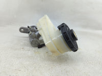 2022-2022 Honda Civic Brake Master Cylinder 1277846 - Oemusedautoparts1.com