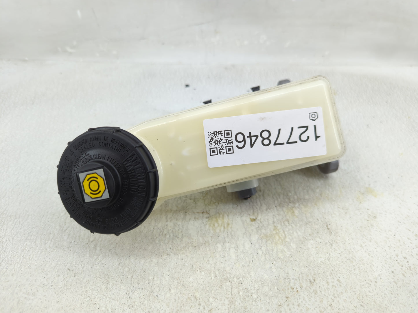 2022-2022 Honda Civic Brake Master Cylinder 1277846 - Oemusedautoparts1.com