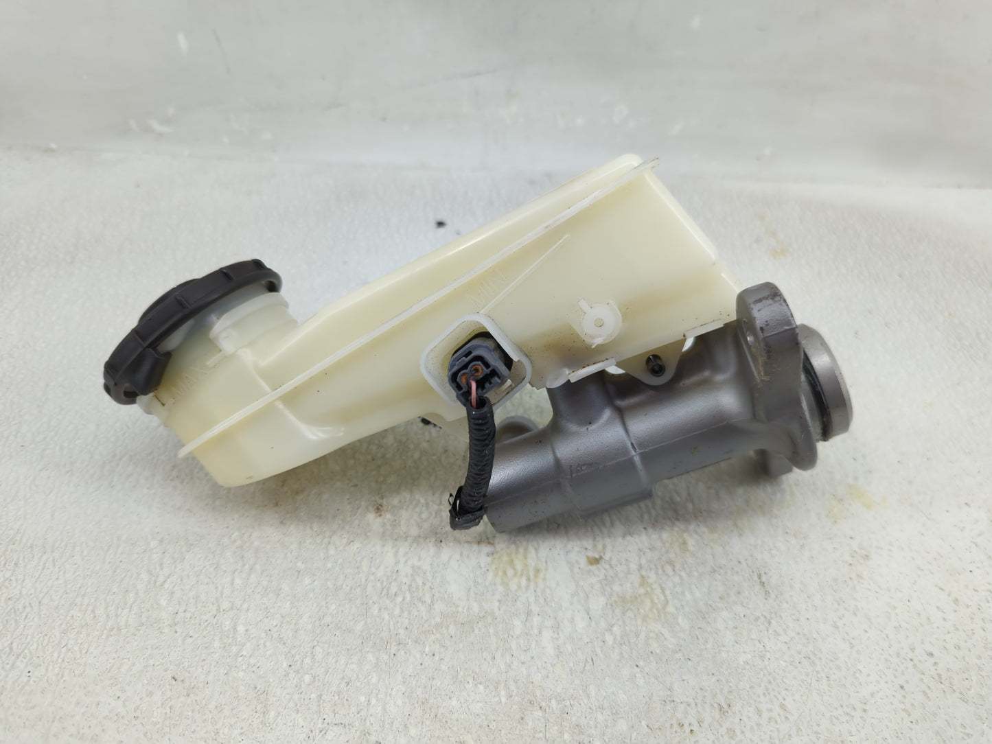 2022-2022 Honda Civic Brake Master Cylinder - Oemusedautoparts1.com