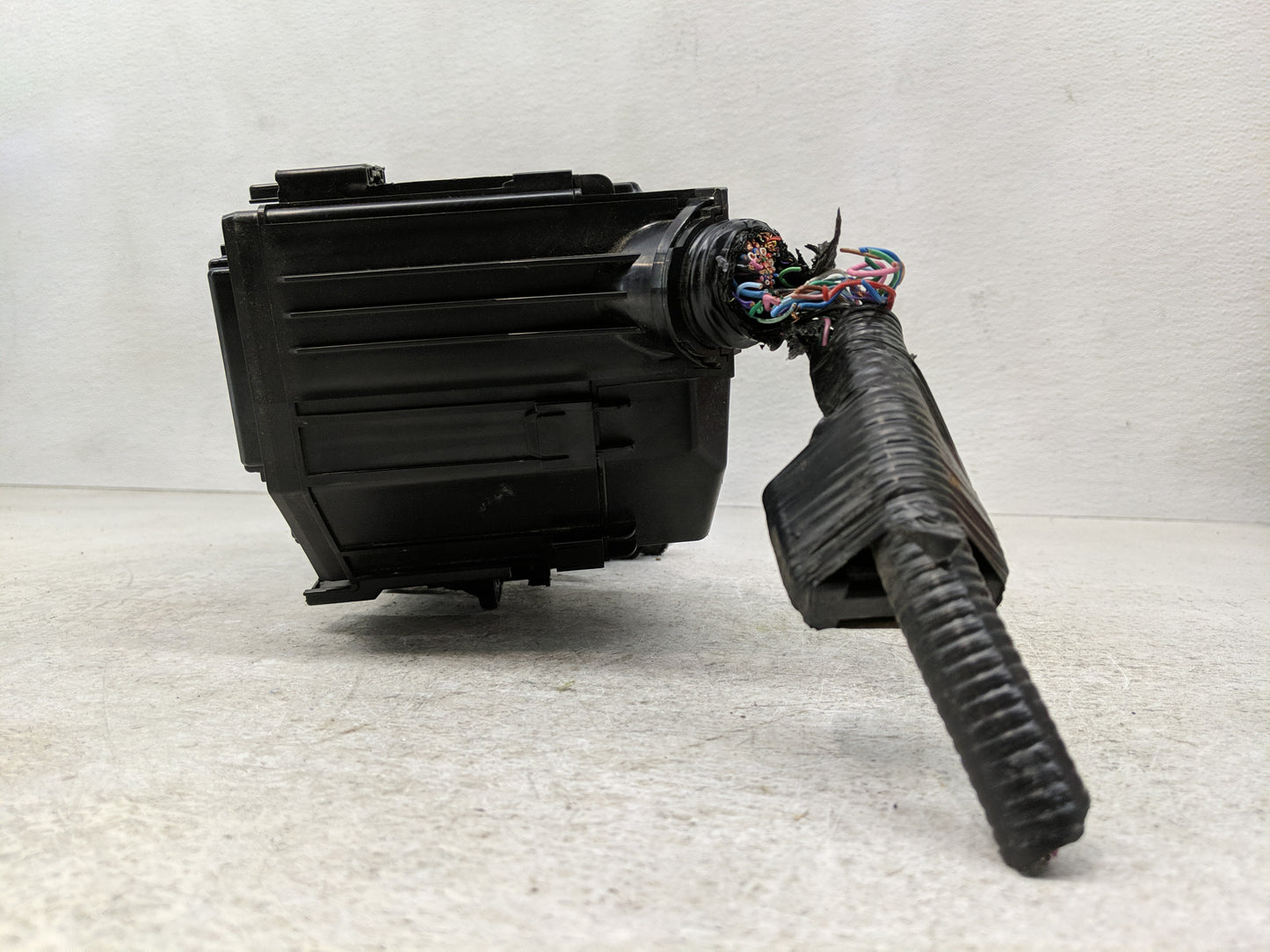 2022 Honda Civic Fusebox Fuse Box Panel Relay Module Fits OEM Used Auto Parts - Oemusedautoparts1.com