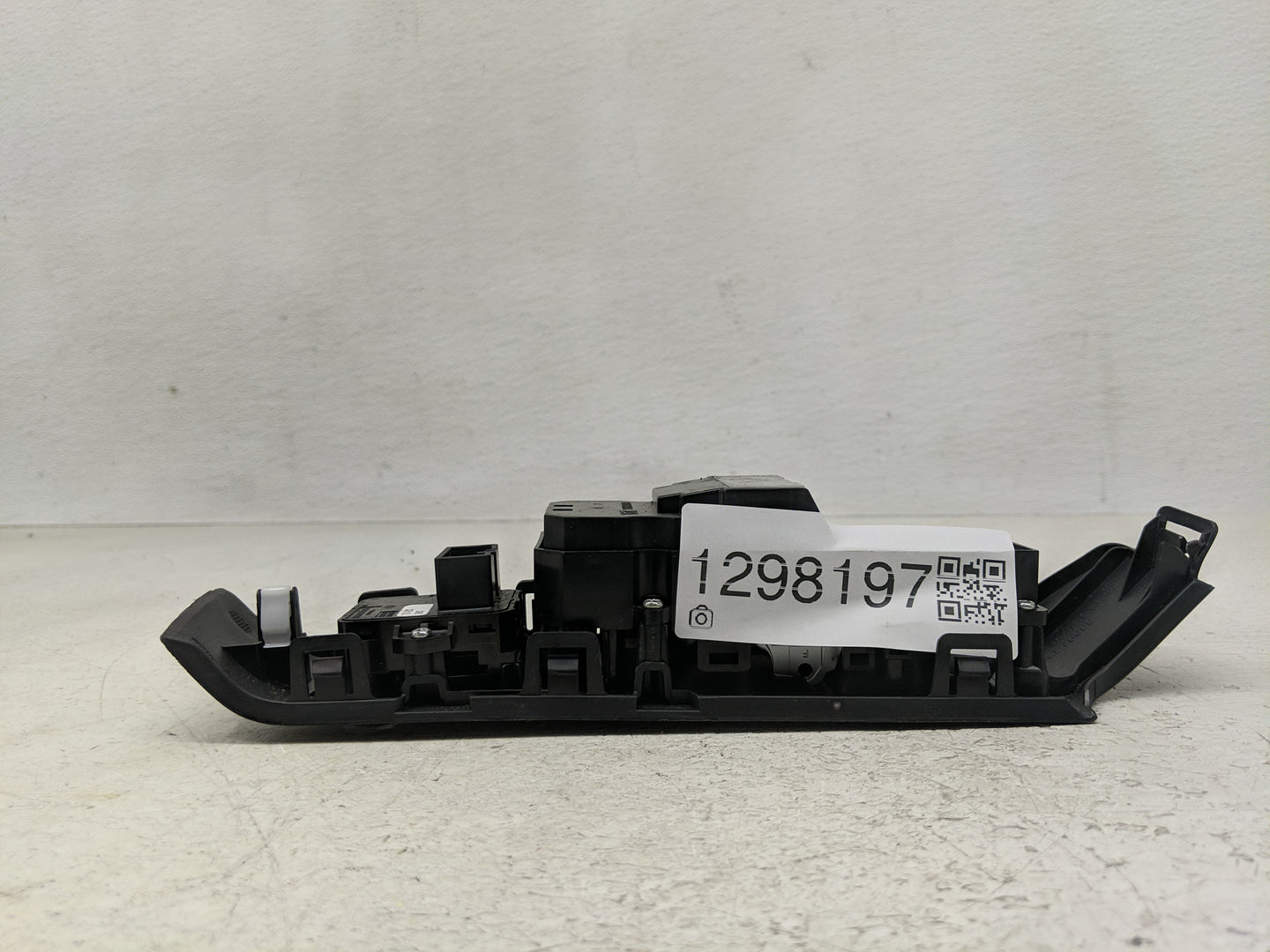 2022 Honda Civic Master Power Window Switch Replacement Driver Side Left Fits OEM Used Auto Parts - Oemusedautoparts1.com