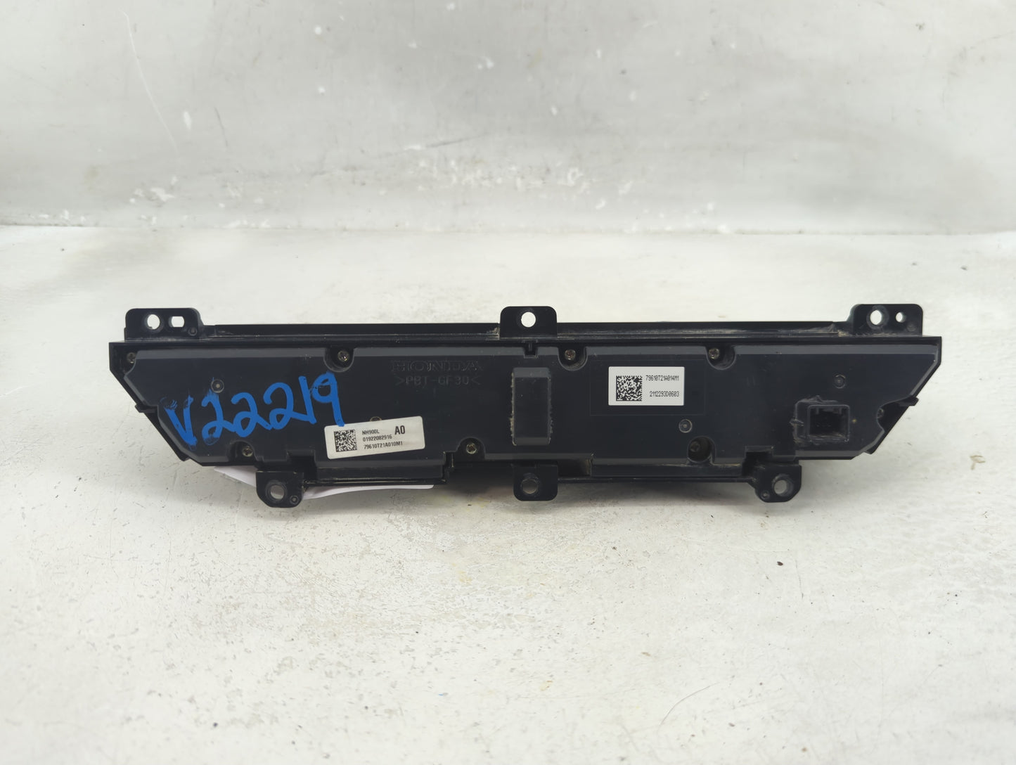 2022 Honda Civic Climate Control Module Temperature AC/Heater Replacement P/N:79610T21A010M1 Fits OEM Used Auto Parts - Oemu