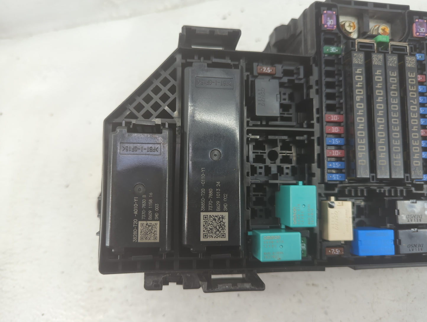 2022 Honda Civic Fusebox Fuse Box Panel Relay Module P/N:T20-A0 Fits OEM Used Auto Parts - Oemusedautoparts1.com