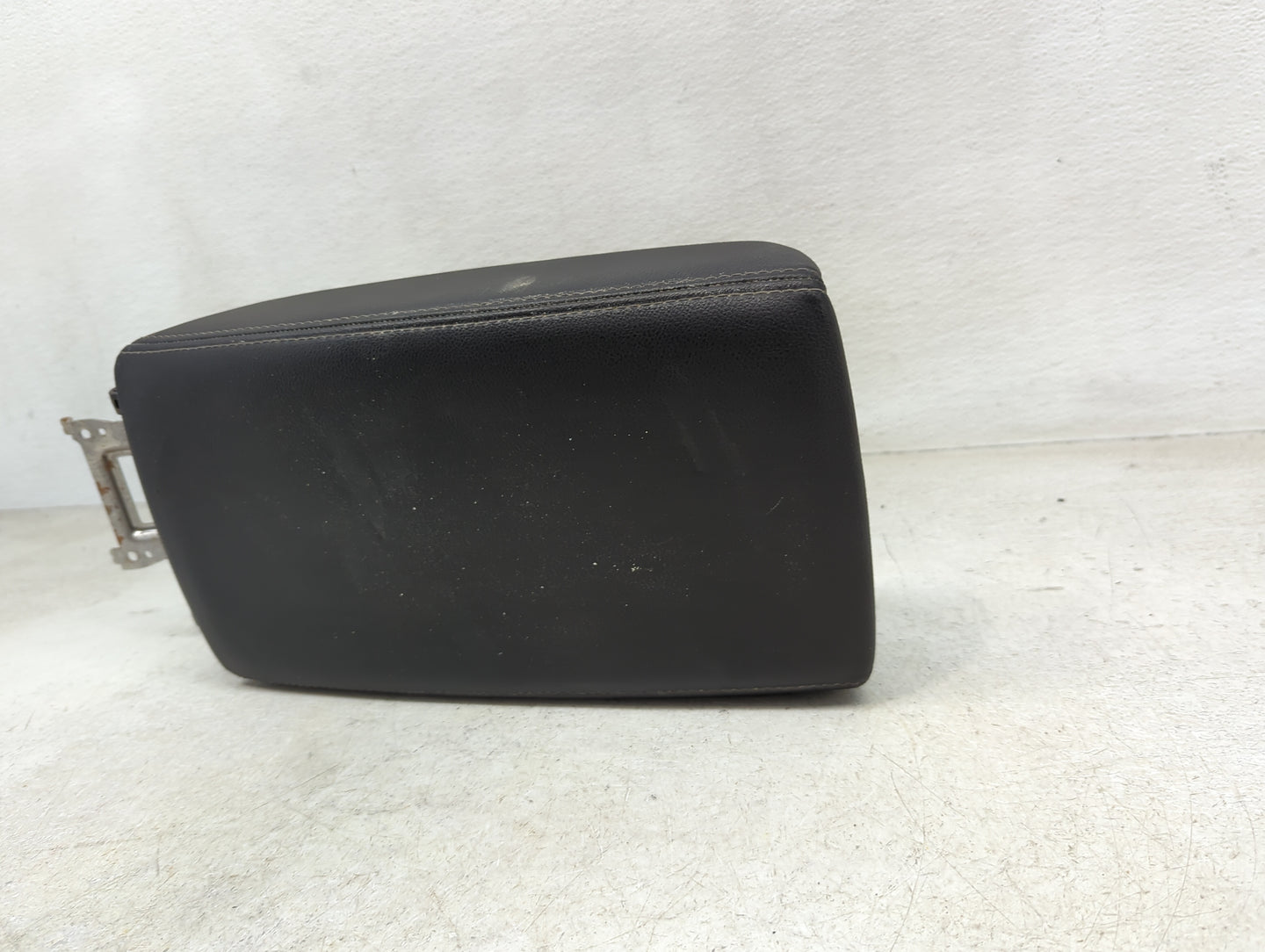 2022 Honda Civic Center Console Armrest Cover Lid Fits OEM Used Auto Parts - Oemusedautoparts1.com