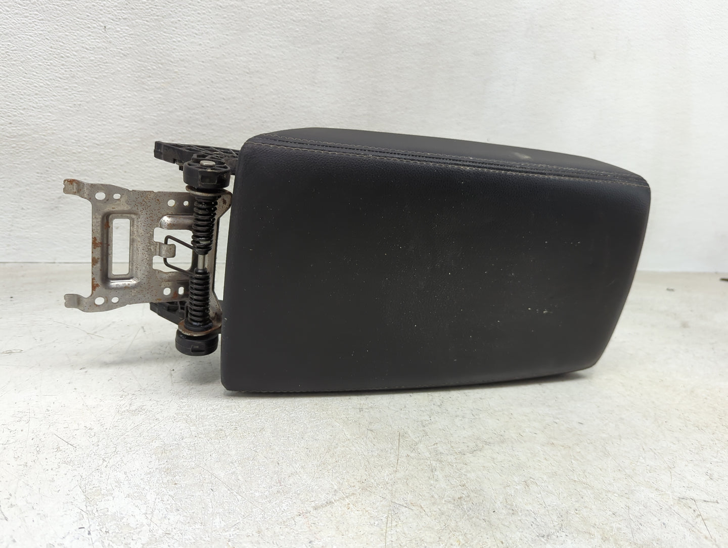 2022 Honda Civic Center Console Armrest Cover Lid Fits OEM Used Auto Parts - Oemusedautoparts1.com