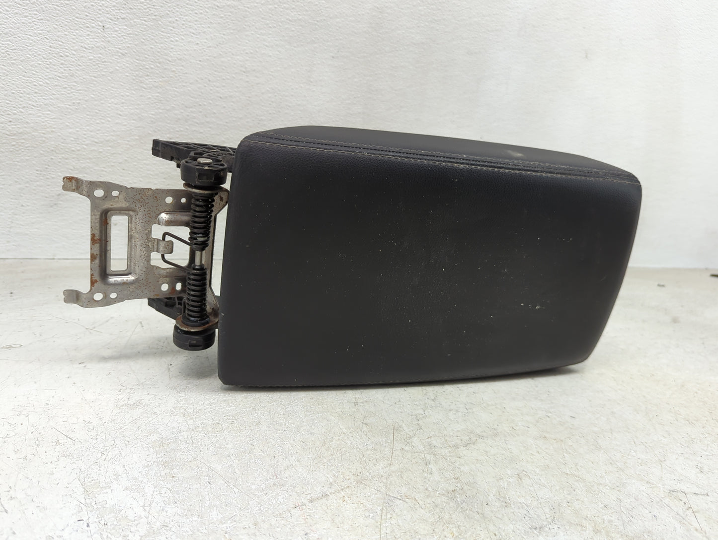 2022 Honda Civic Center Console Armrest Cover Lid Fits OEM Used Auto Parts - Oemusedautoparts1.com