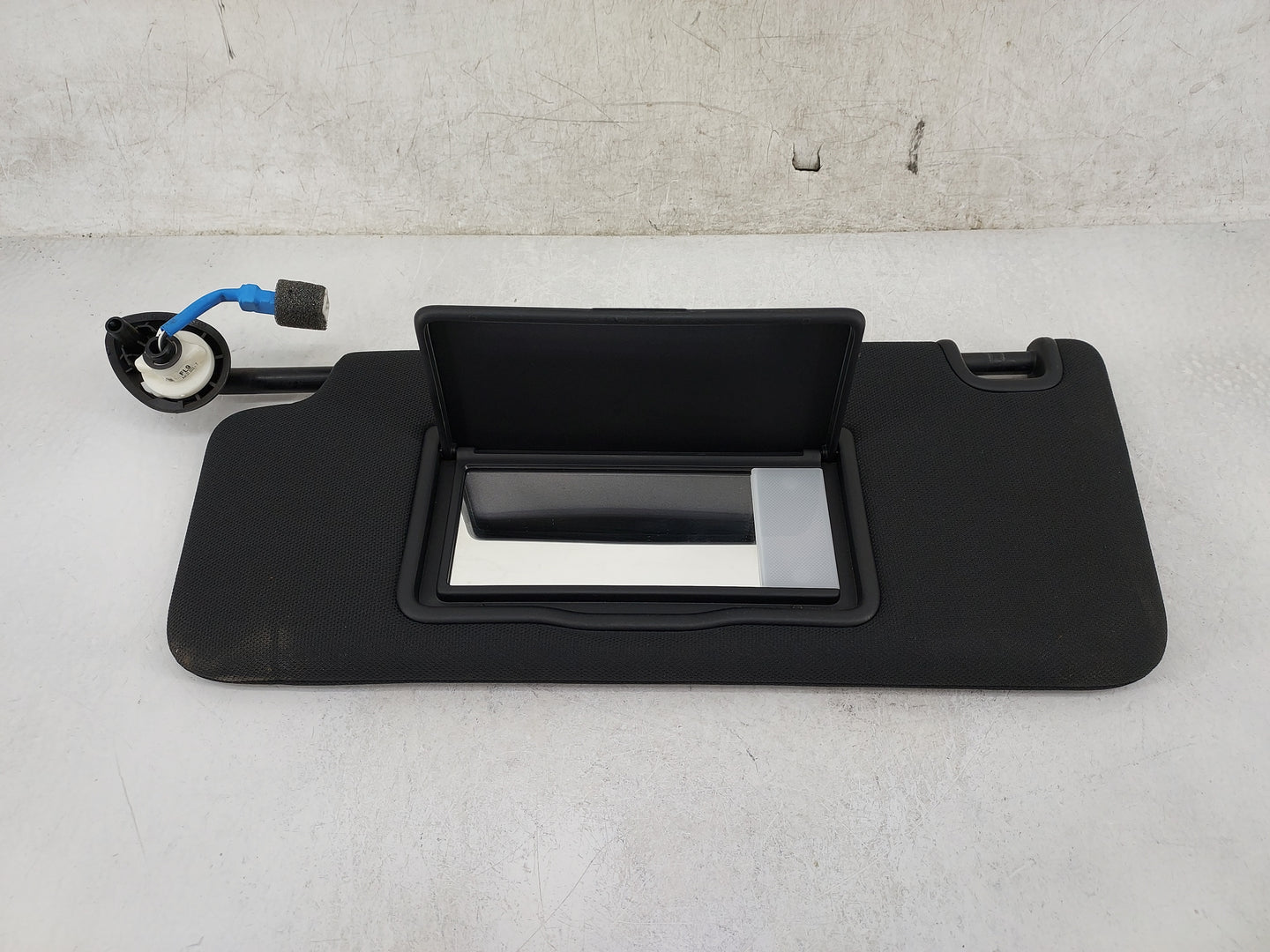 2022 Honda Civic Sun Visor Shade Replacement Driver Left Mirror Fits OEM Used Auto Parts - Oemusedautoparts1.com