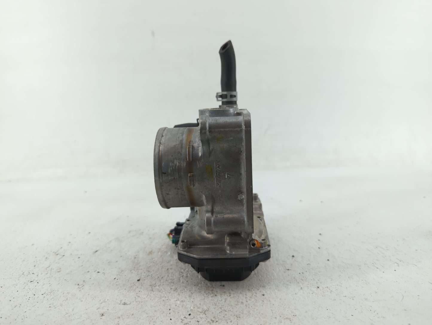 2016-2022 Honda Civic Throttle Body P/N:GMH1A Fits Fits 2016 2017 2018 2019 2020 2021 2022 OEM Used Auto Parts - Oemusedauto