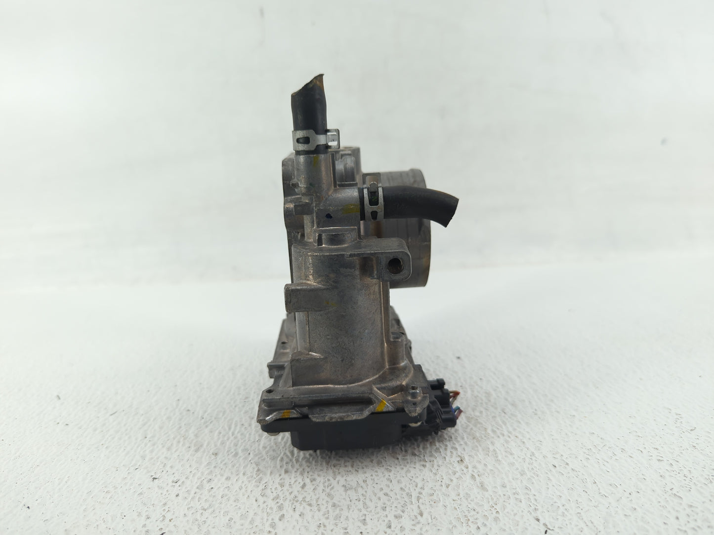 2016-2022 Honda Civic Throttle Body P/N:M10428152151 Fits Fits 2016 2017 2018 2019 2020 2021 2022 OEM Used Auto Parts - Oemu