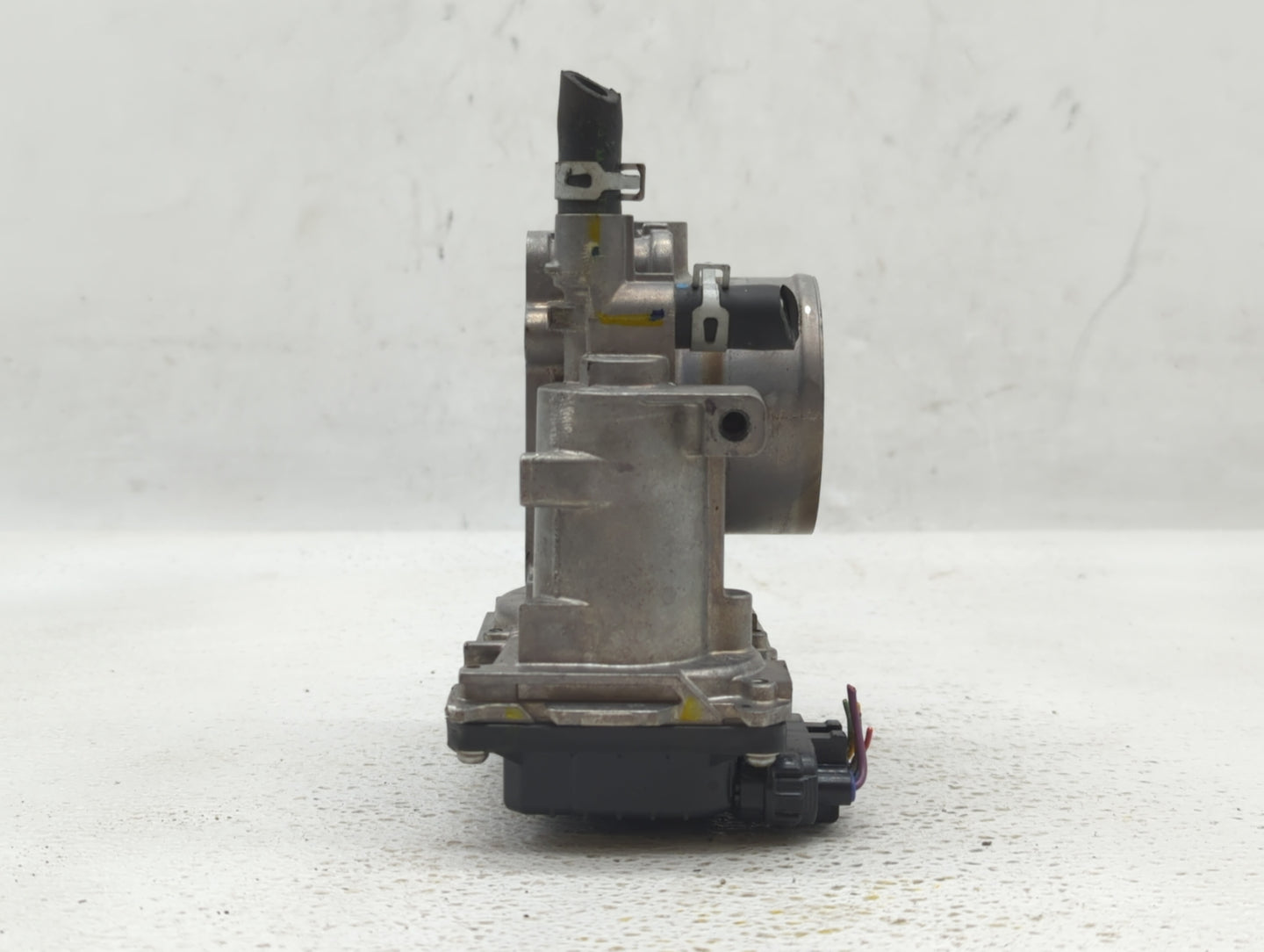 2016-2022 Honda Civic Throttle Body P/N:GMH1A Fits Fits 2016 2017 2018 2019 2020 2021 2022 OEM Used Auto Parts - Oemusedauto