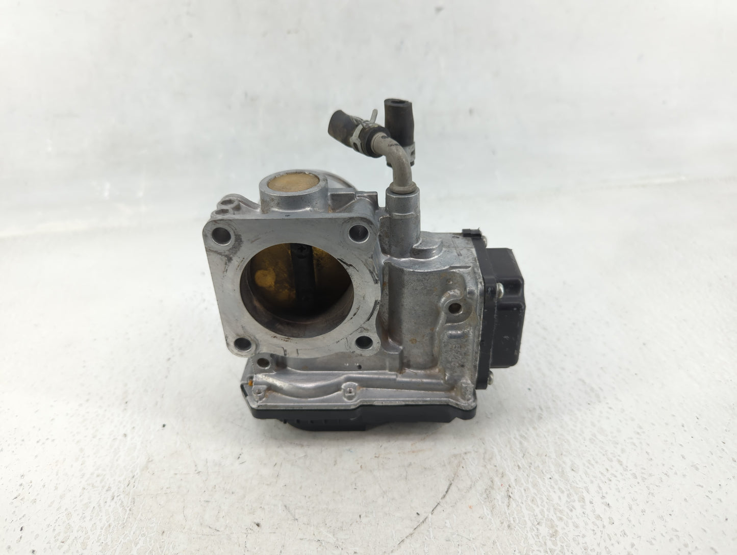 2016-2022 Honda Civic Throttle Body P/N:GMG9A Fits Fits 2016 2017 2018 2019 2020 2021 2022 OEM Used Auto Parts - Oemusedauto