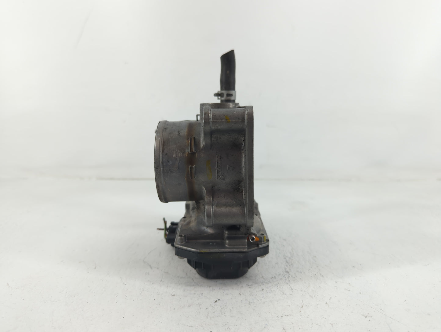 2016-2022 Honda Civic Throttle Body P/N:004697 M30113, GMH1A Fits Fits 2016 2017 2018 2019 2020 2021 2022 OEM Used Auto Part