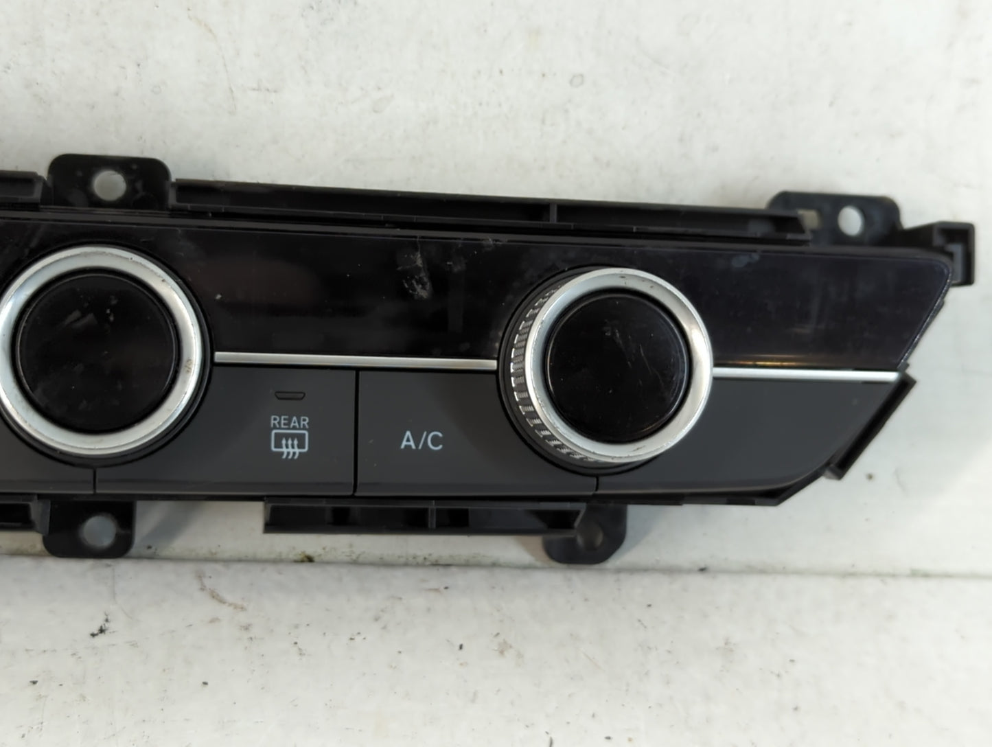 2022 Honda Civic Climate Control Module Temperature AC/Heater Replacement P/N:1172209457 NH900L Fits OEM Used Auto Parts - O